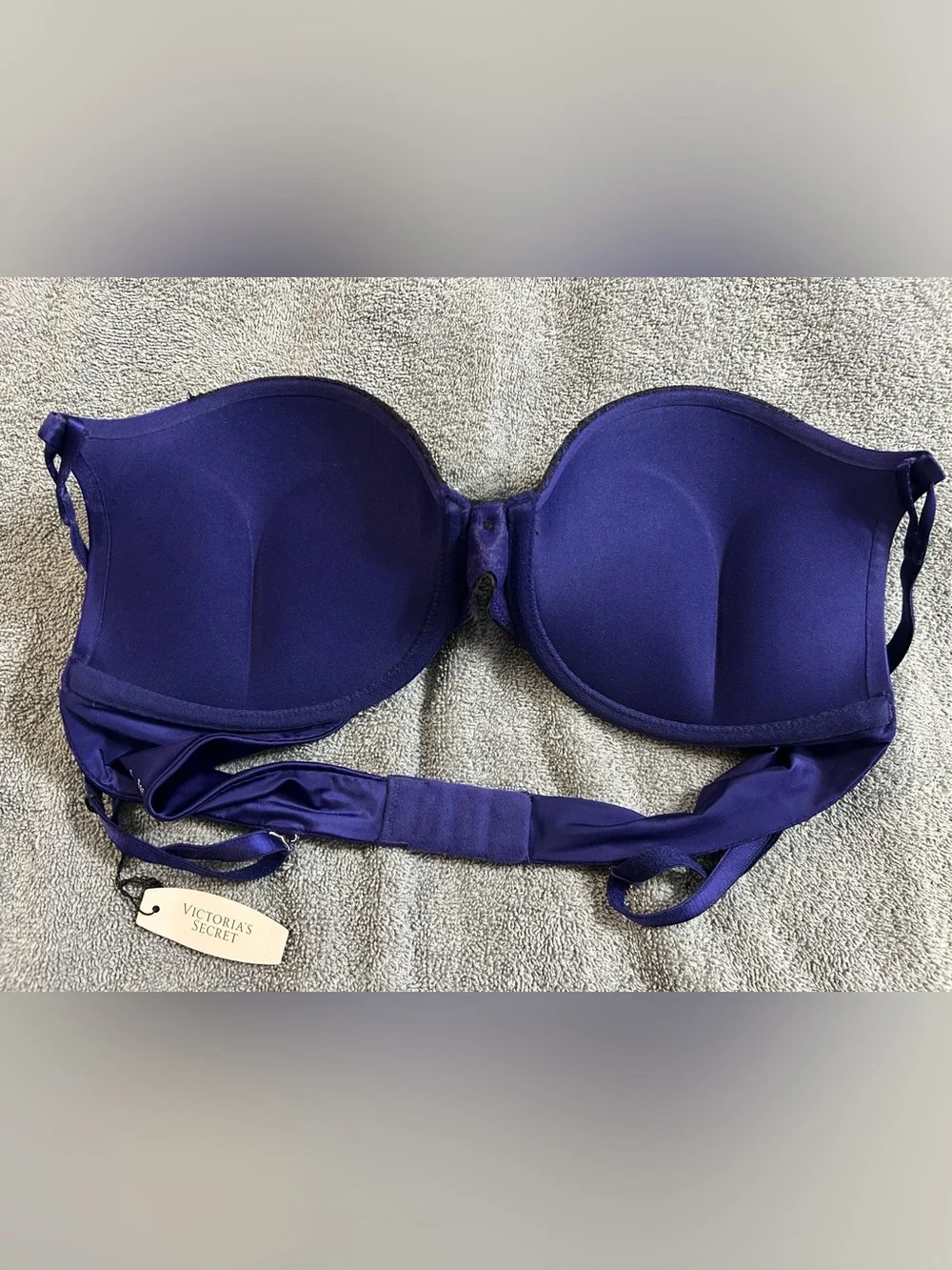 New! Victoria’s Secret Miraculous Plunge Satin Bra Size 34C - Picture 5 of 7